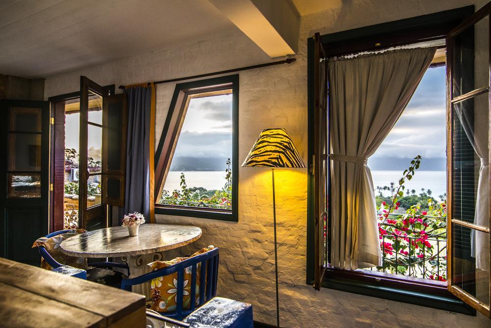Hotel Pousada Maison Joly Ilhabela Habitación foto